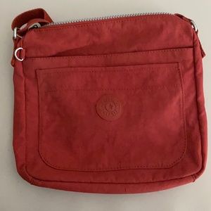 Kipling crossbody purse